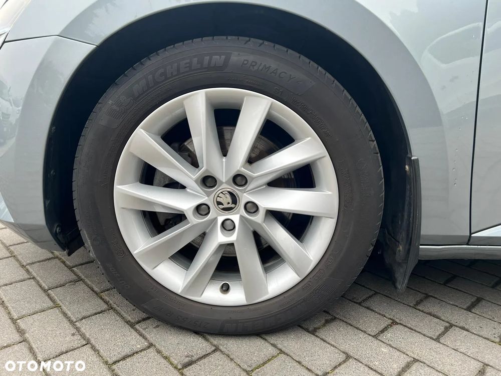 Skoda Superb 1.5 TSI ACT DSG Active - 4