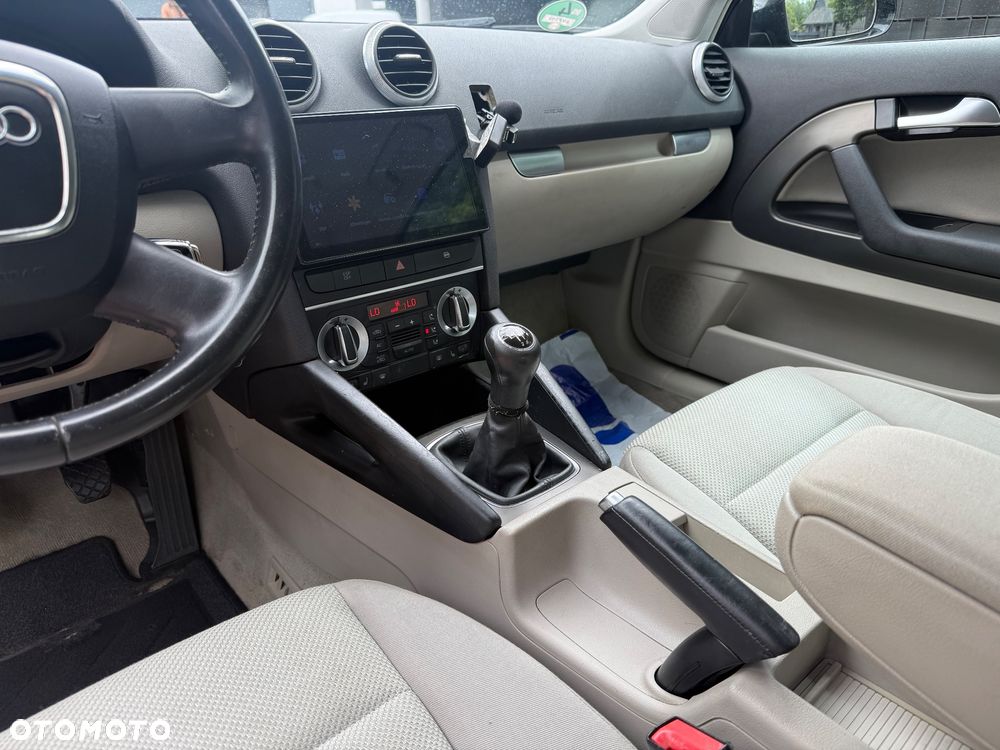 Audi A3 3-drzwiowe 1.6 Limited Edition - 6