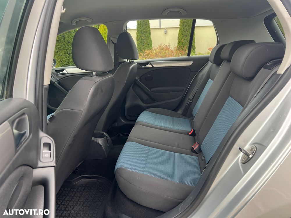 Volkswagen Golf 1.6 TDI BlueMotion Technology Comfortline - 8