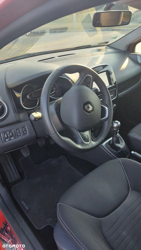 Renault Clio - 5