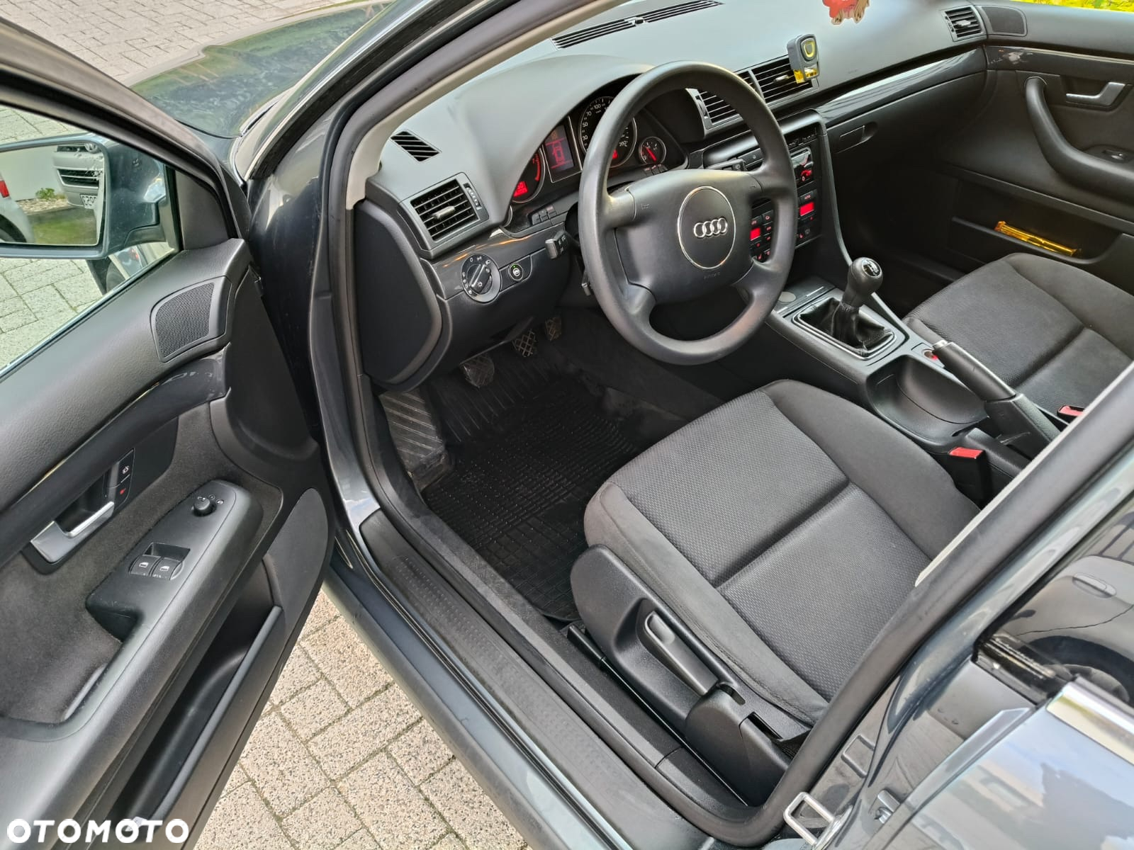Audi A4 Avant 1.6 - 5