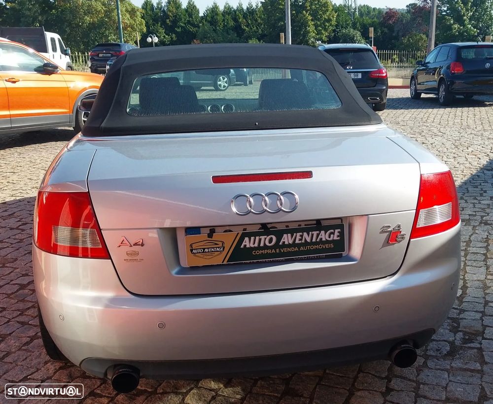 Audi A4 Cabrio 2.4 S-line - 12