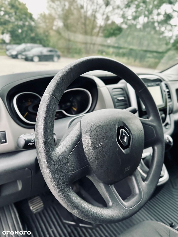 Renault Traffic - 16