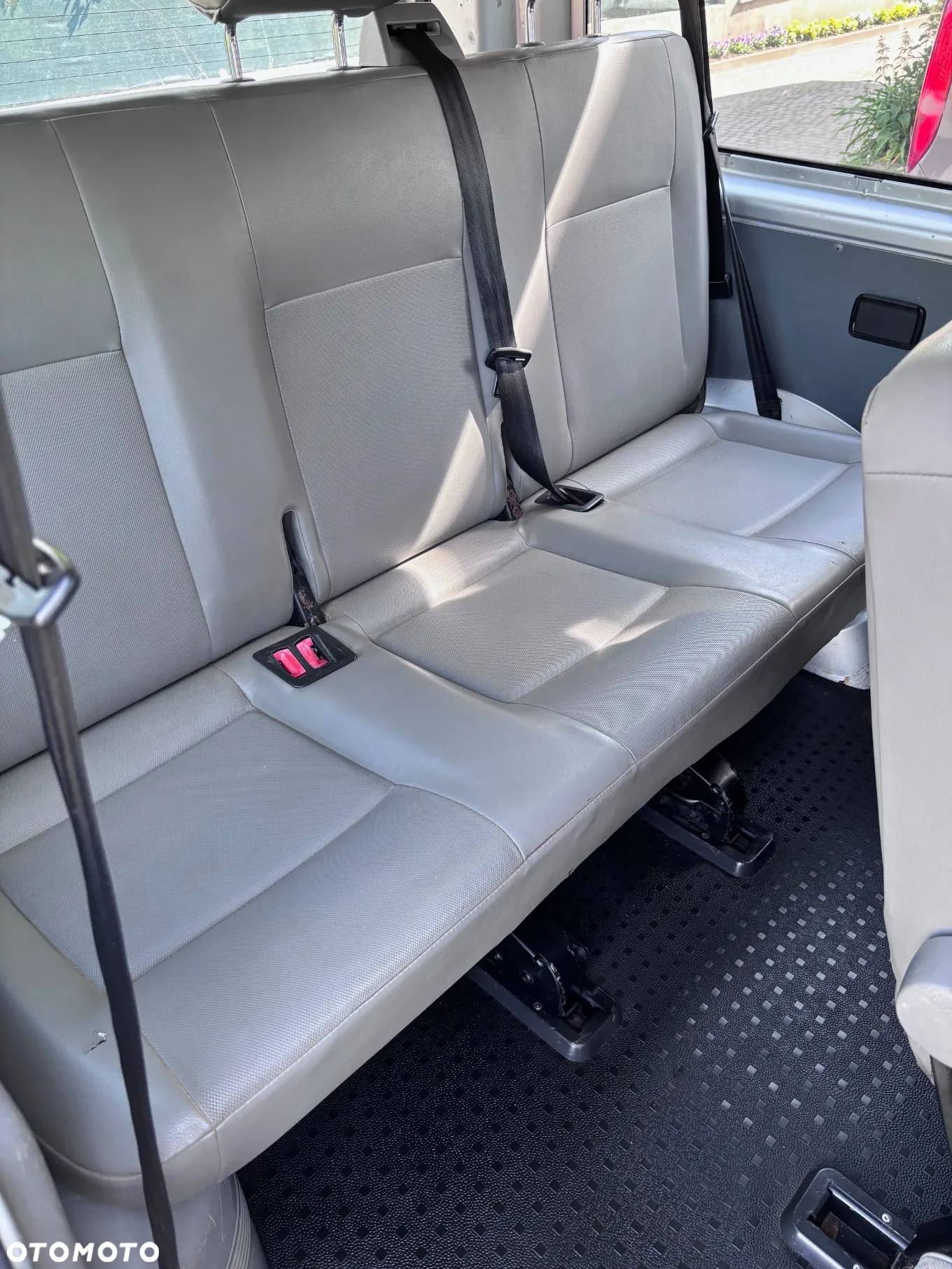 Volkswagen Transporter - 16