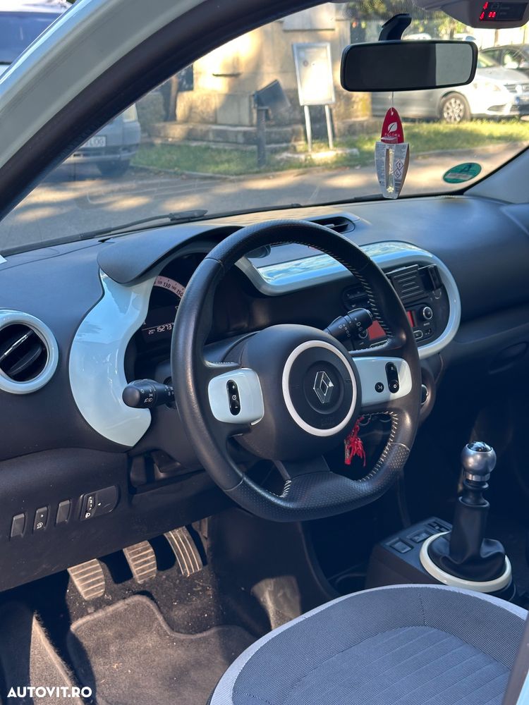 Renault Twingo ENERGY TCe 90 Cosmic - 16