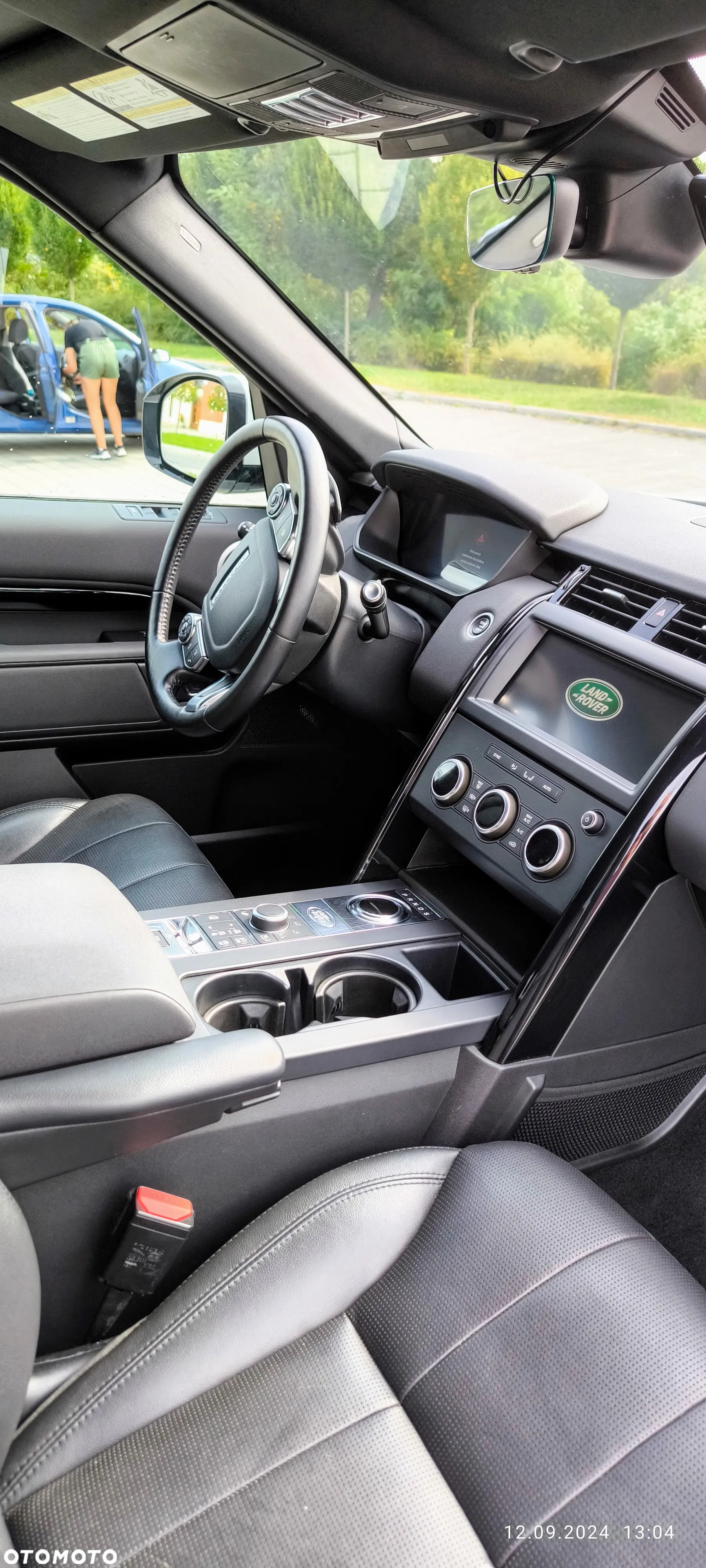 Land Rover Discovery V 3.0 Si6 SE - 17