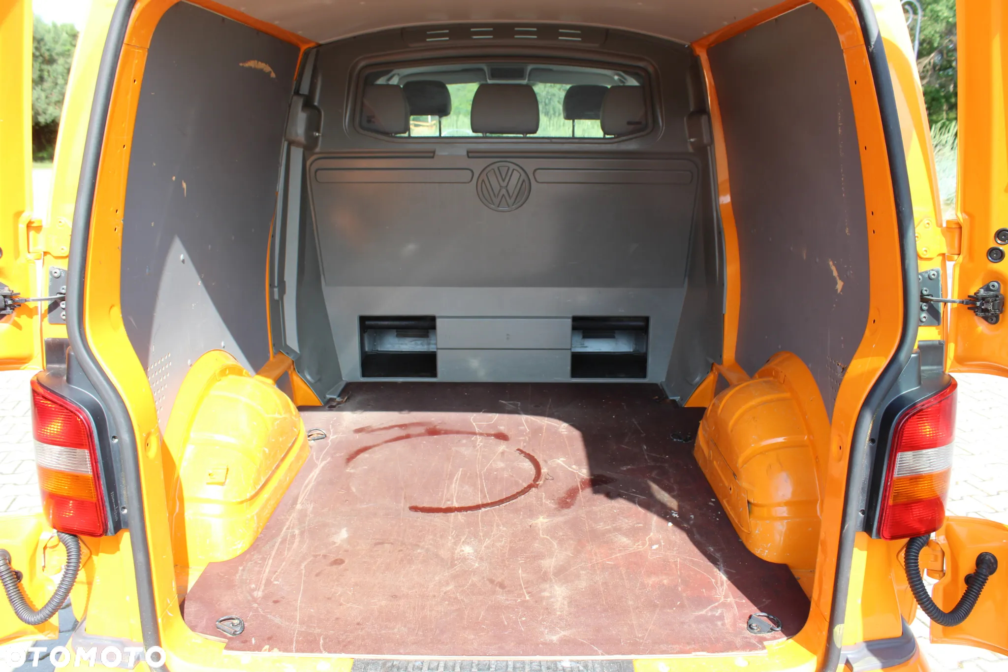 Volkswagen Transporter - 10