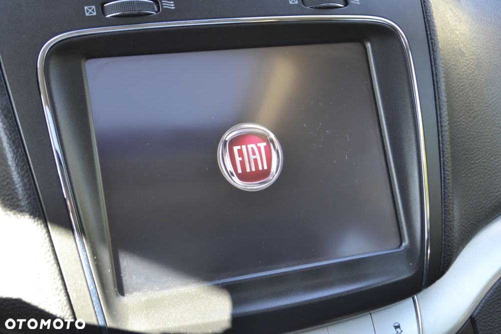 Fiat Freemont 2.0 Multijet Black Code AWD - 27