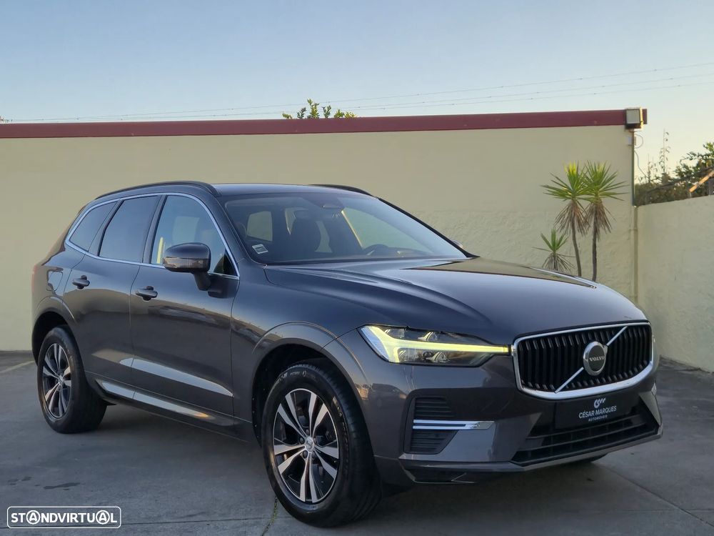 Volvo XC 60 2.0 B4 Momentum Plus - 1