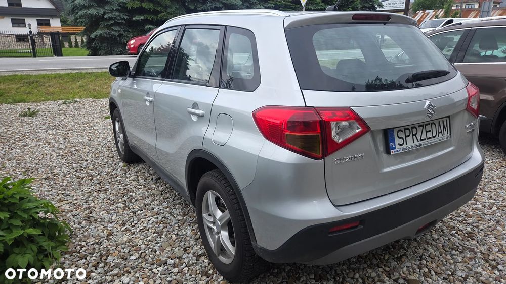 Suzuki Vitara - 3