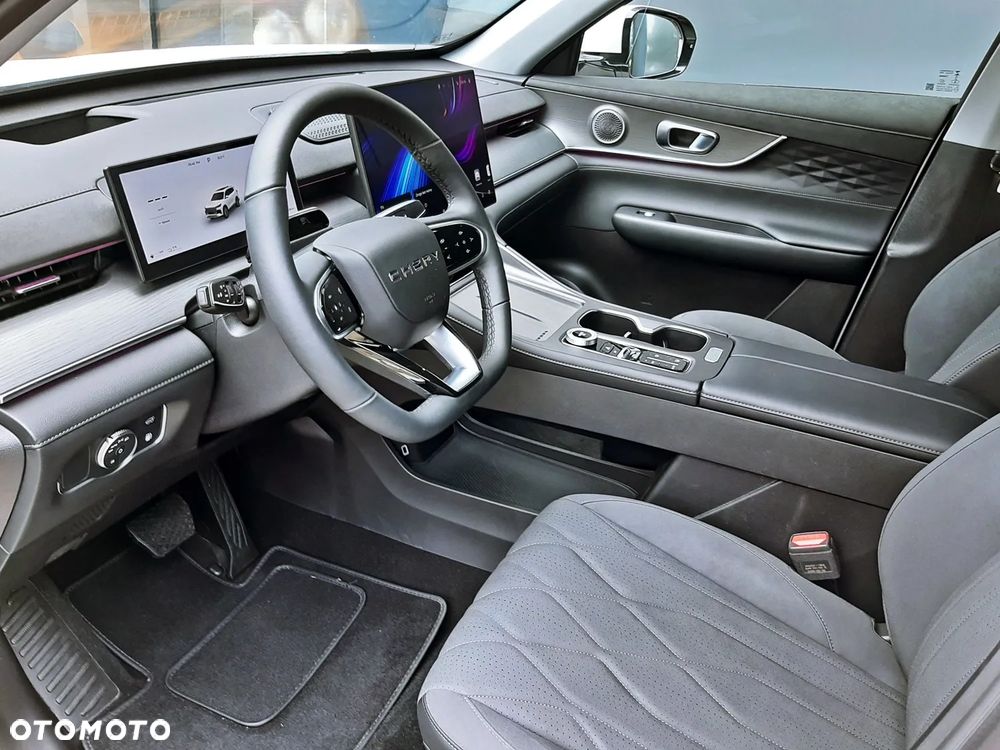 Chery Tiggo 8 1.5 T-GDI Super Hybrid Prestige DCT - 18