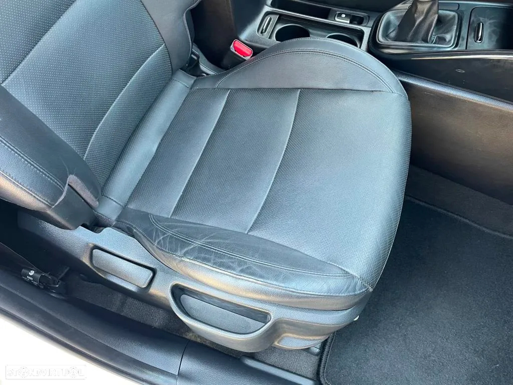 Kia Carens 1.7 CRDi ISG TX - 39