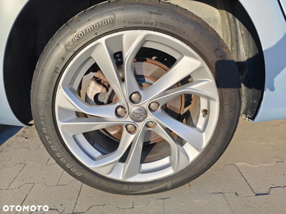Opel Astra 1.6 CDTI Dynamic S&S - 20
