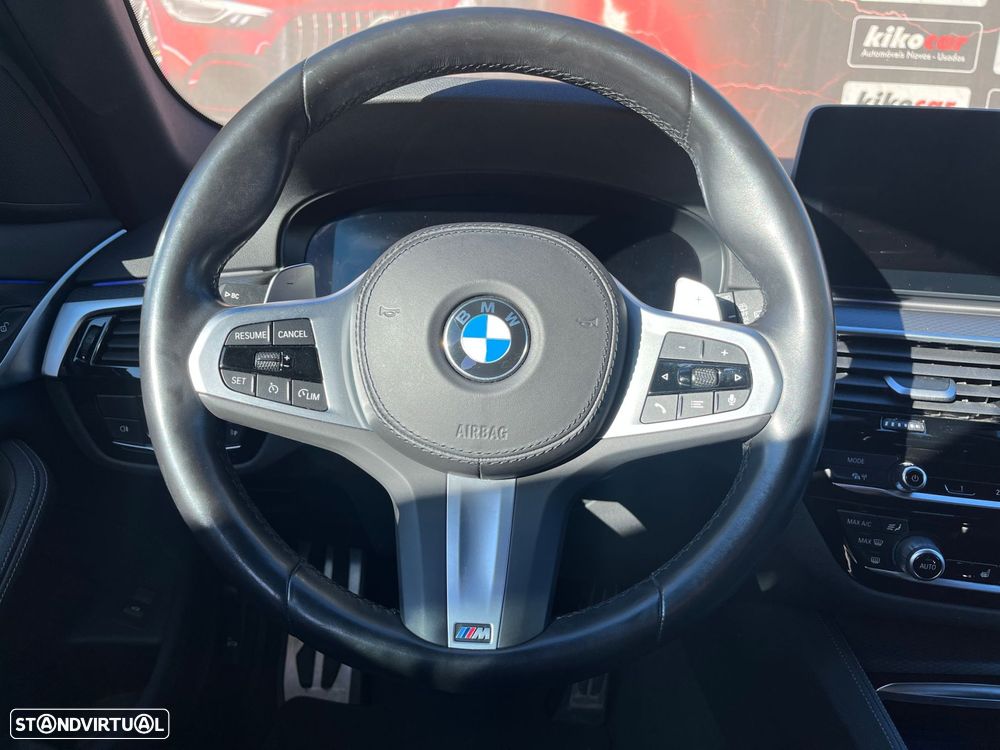 BMW 520 d Pack M Auto - 19