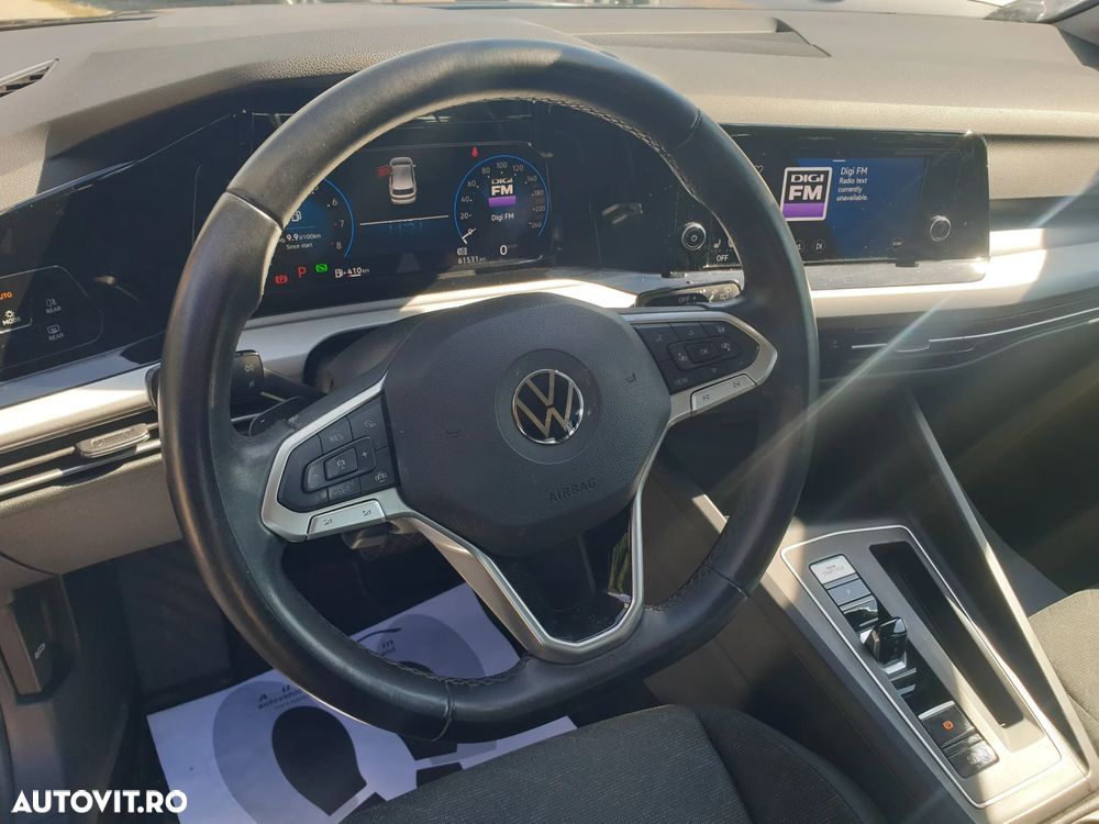 Volkswagen Golf 1.0 eTSI DSG MHEV Life - 21
