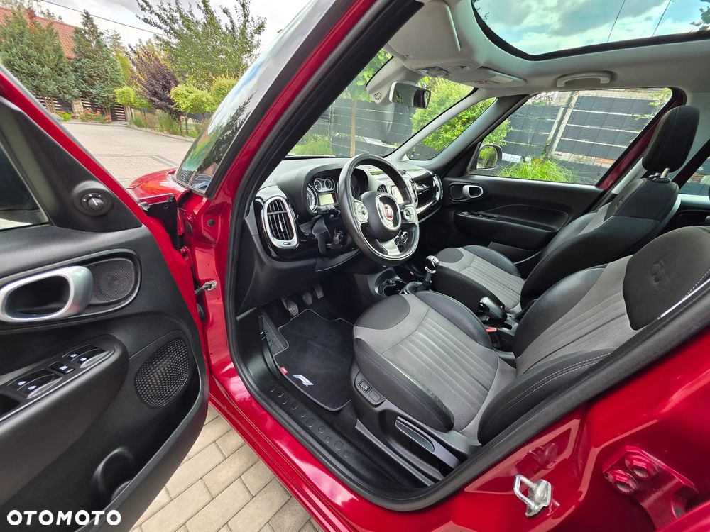 Fiat 500L 1.4 T-Jet 16V Lounge - 26