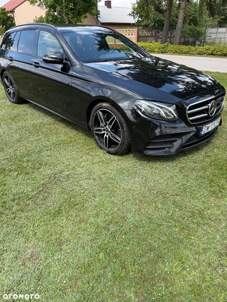 Mercedes-Benz Klasa E 300 d 9G-TRONIC - 2