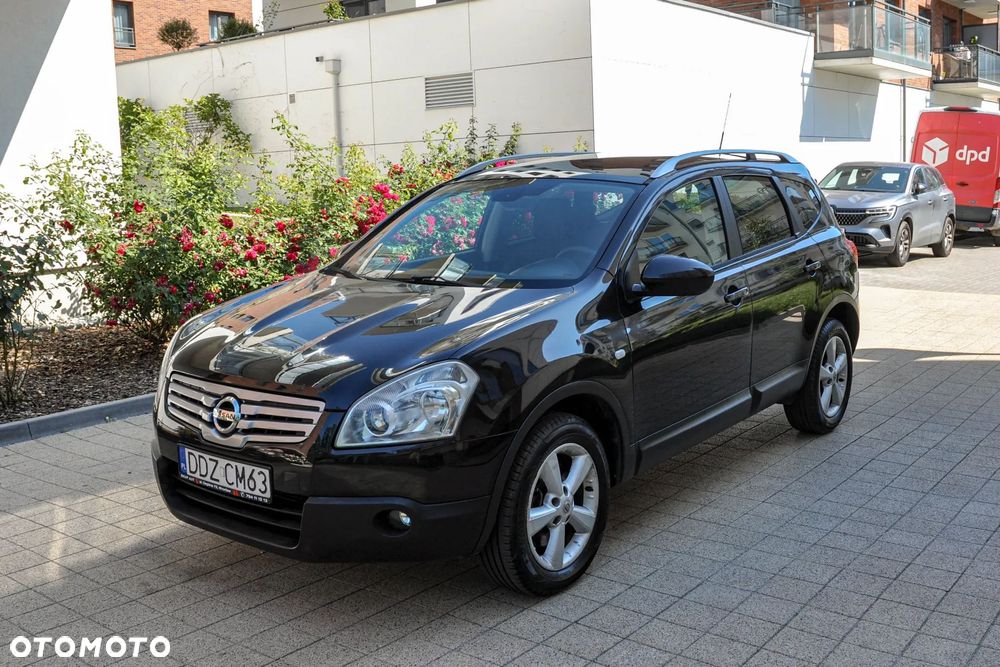 Nissan Qashqai+2 - 1