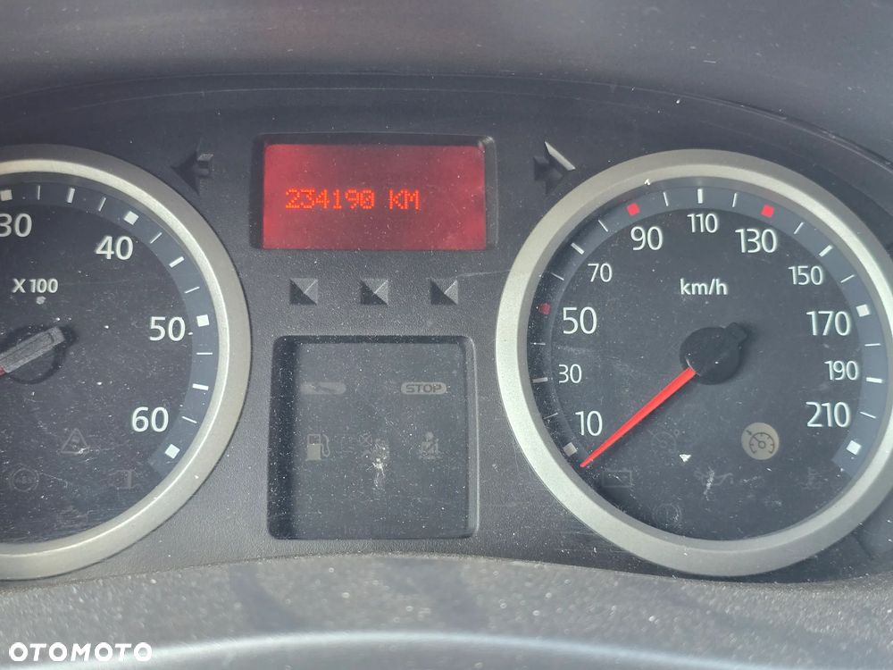 Renault Trafic Long - 12