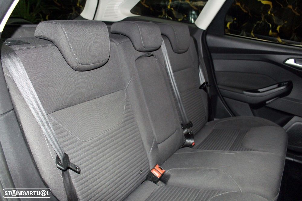 Ford Focus SW 1.5 TDCi Titanium - 36