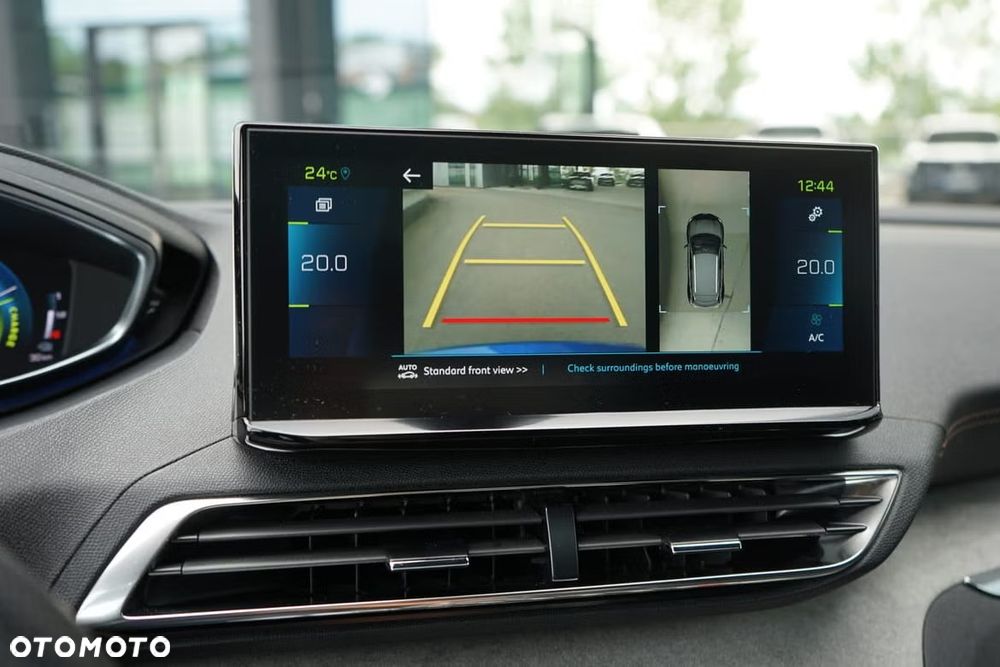 Peugeot 3008 1.6 PureTech HYbrid4 GT Line S&S EAT8 - 10