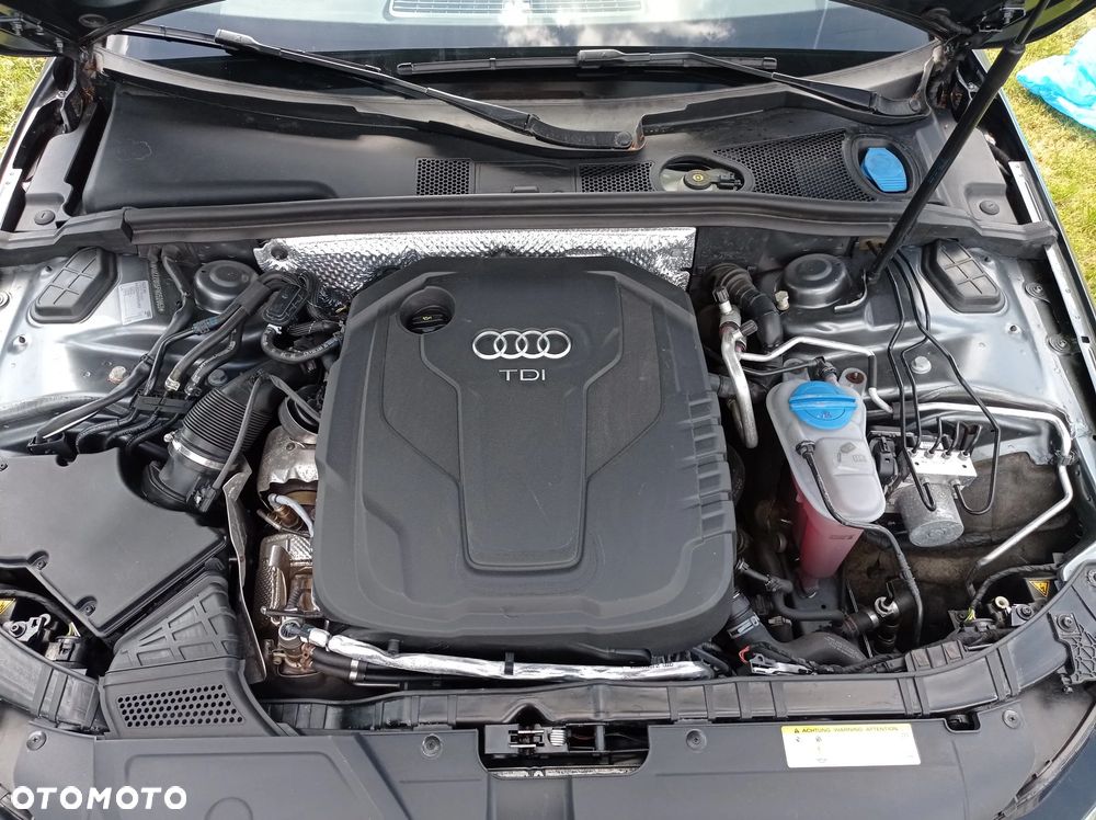 Audi A4 Limousine 2.0 TDI DPF clean diesel multitronic S line Sportpaket - 31