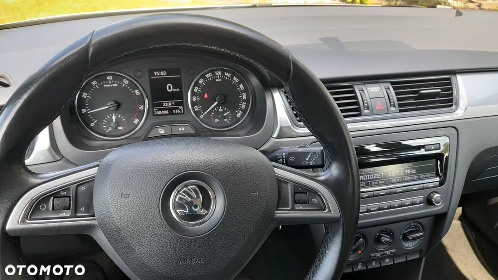 Skoda RAPID 1.2 Ambition Max - 2
