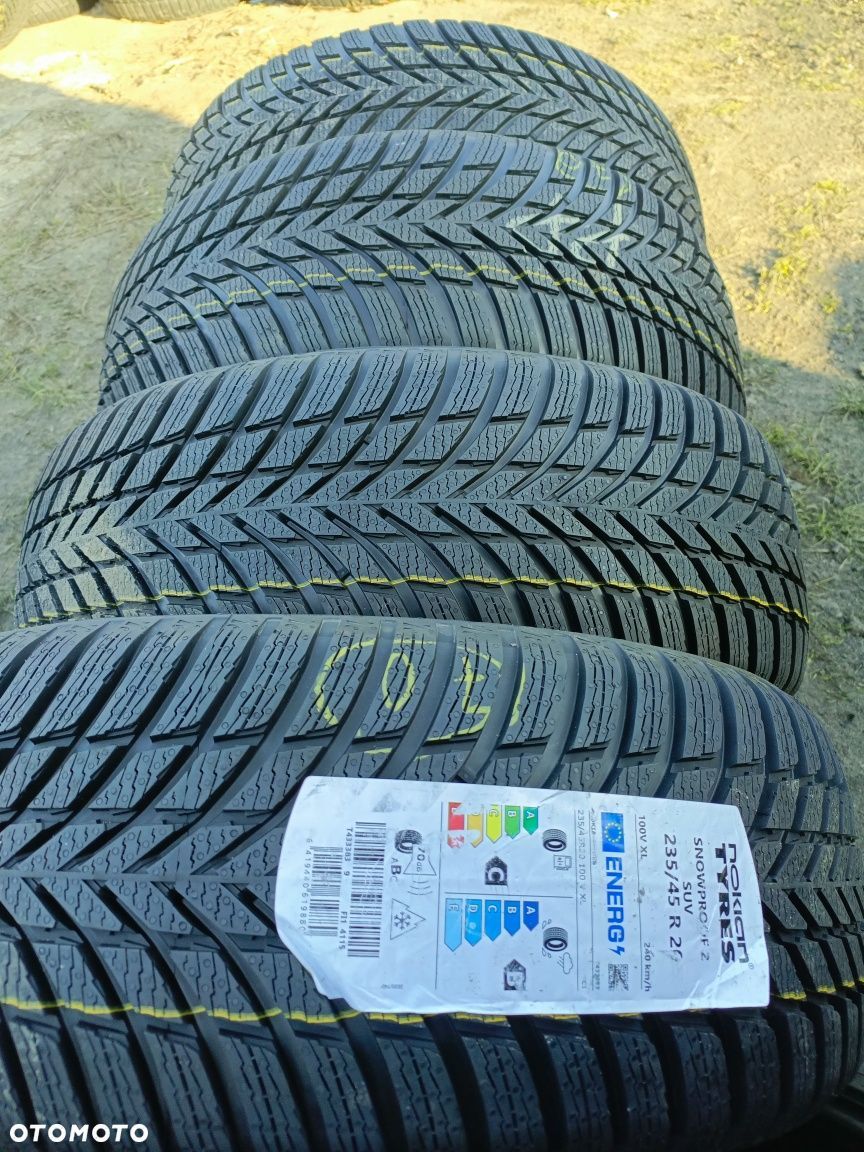 Nowe opony zimowe 235/45/20 Nokian 2024r - 1