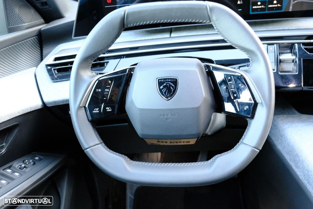 Peugeot 3008 1.2 Hybrid Allure e-DCS6 - 14