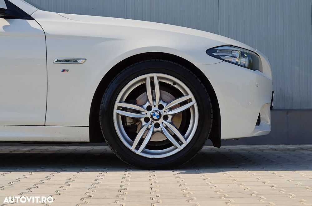 BMW Seria 5 520d xDrive Aut. - 39