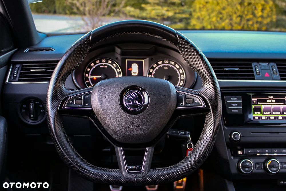 Skoda Octavia 2.0 TDI (Green tec) RS - 32