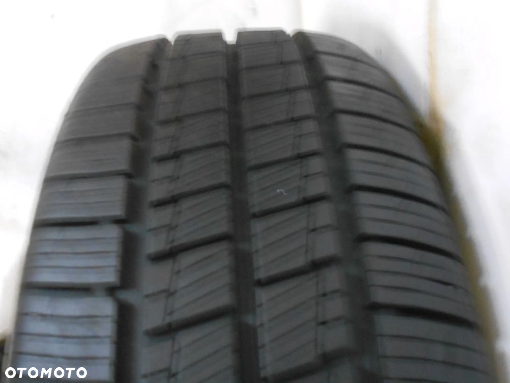 OPONA POJEDYNKA 215/65R16C HANKOOK VANTRA ST AS2 DOT 0321 10MM - 2