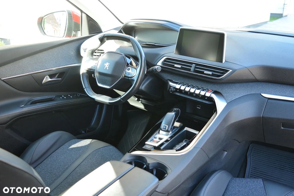 Peugeot 3008 1.5 BlueHDi Allure S&S EAT8 - 9