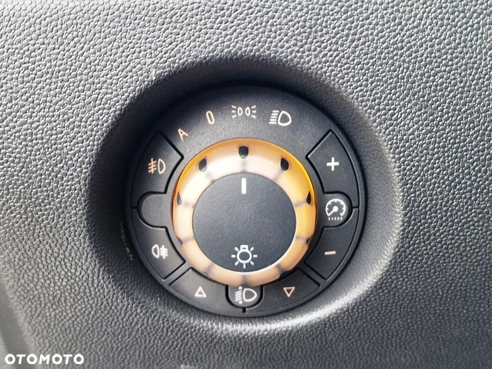 Opel Corsa 1.6 Turbo GSi - 28