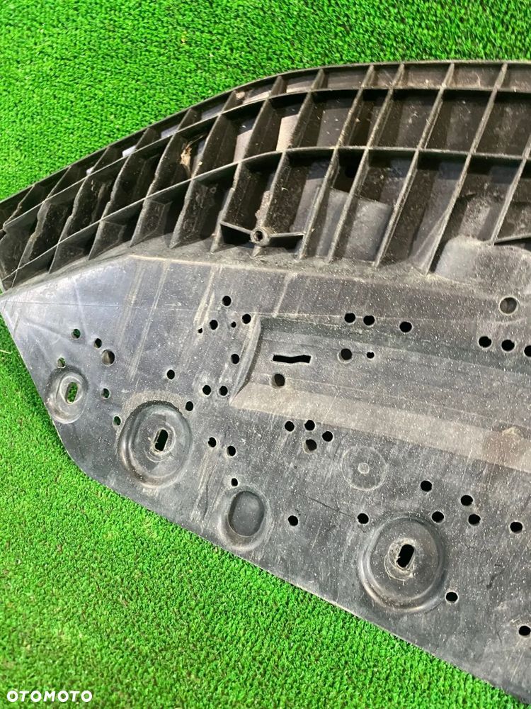 OSŁONA POD ZDERZAK PRZÓD AUDI A5 8W6 NR.0071 - 3