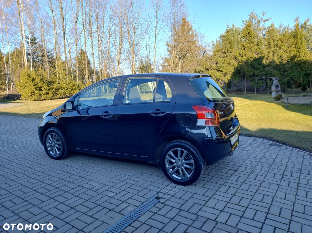 Toyota Yaris 1.33 Active - 5