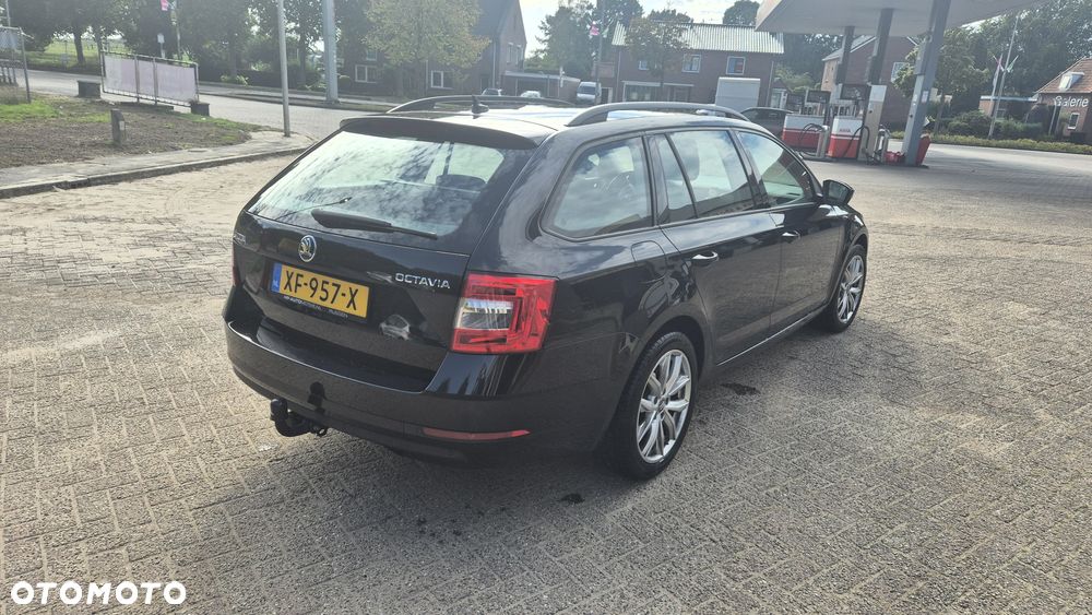 Skoda Octavia 2019 photo 4