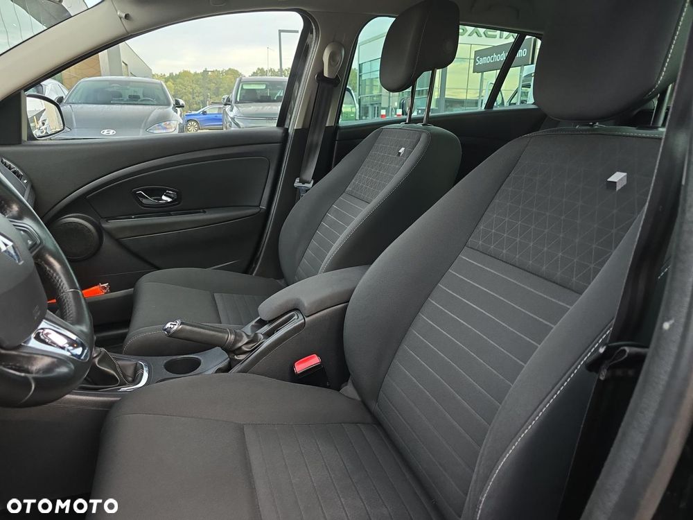 Renault Megane 1.5 dCi Energy Limited EU6 - 13