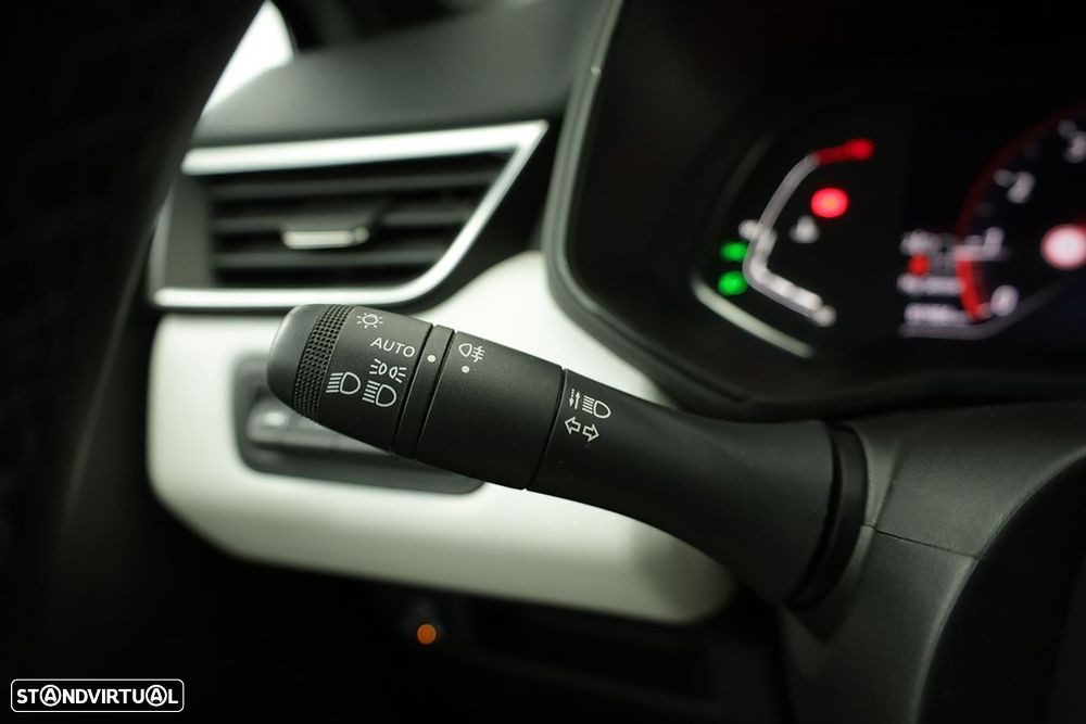 Renault Clio 1.0 TCe Techno Bi-Fuel - 17