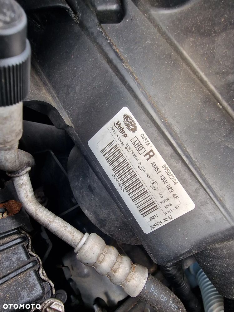 Kompletny  przód  ford c-max  mk2  w kolorze EA - 4