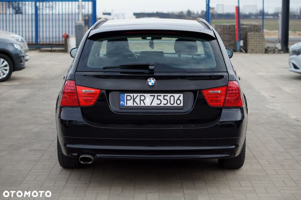 BMW Seria 3 320d - 5