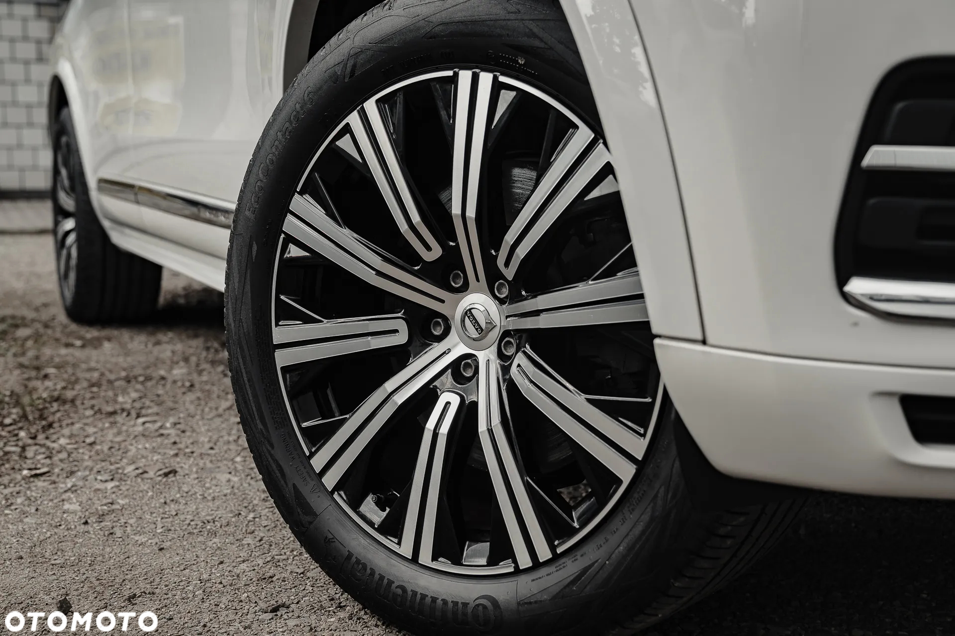 Volvo XC 90 T8 AWD Recharge Geartronic Inscription Edition - 5