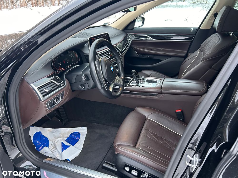 BMW Seria 7 740d xDrive - 7