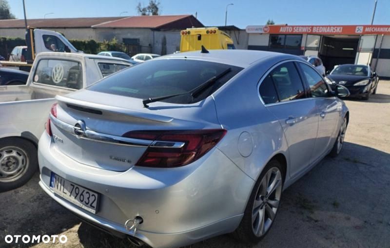 Opel Insignia 2.0 T Cosmo 4x4 - 20