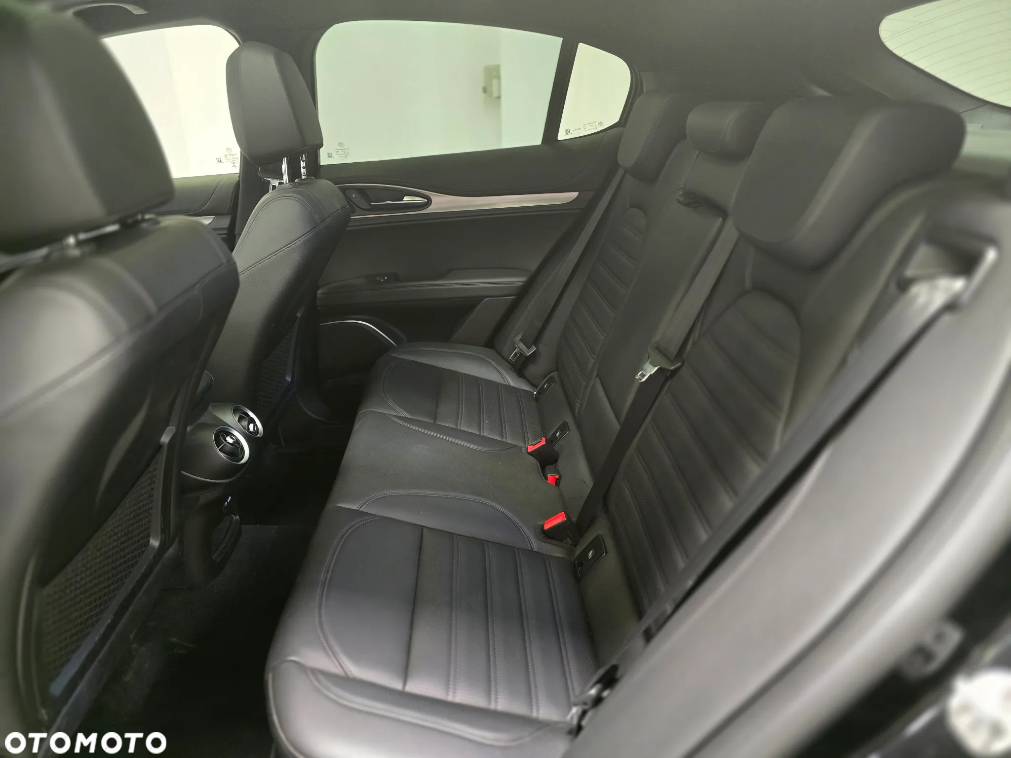 Alfa Romeo Stelvio 2.0 Turbo Veloce Q4 - 13
