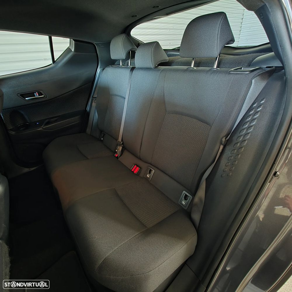 Toyota C-HR 1.8 Hybrid Square Collection - 20