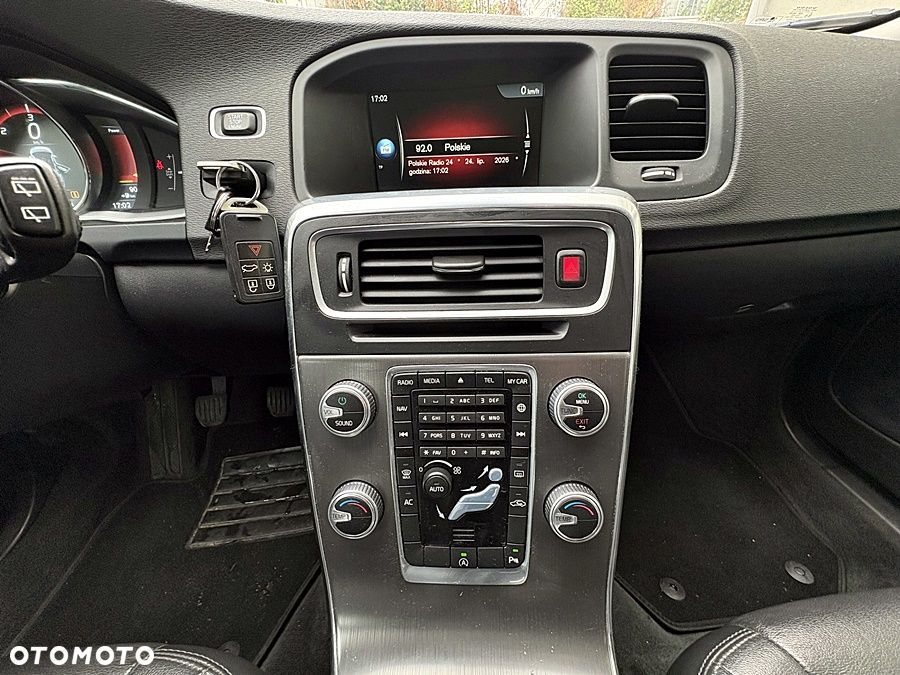 Volvo V60 D2 Drive-E Summum - 25