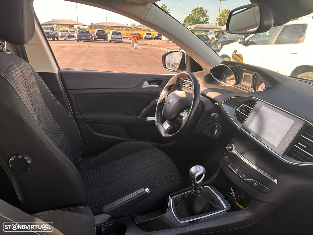 Peugeot 308 SW 1.5 BlueHDi Business Line - 15