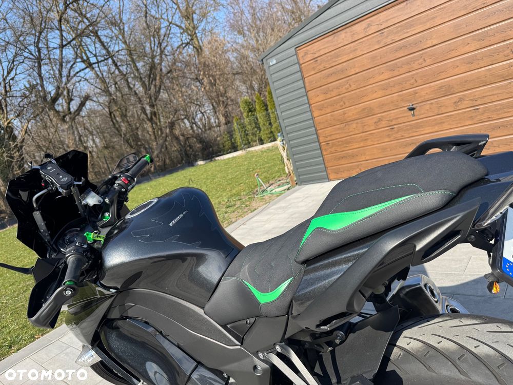 Kawasaki Ninja 1000 SX - 9