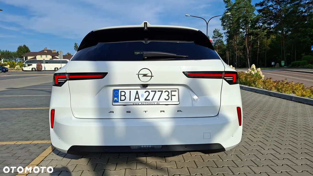 Opel Astra 1.5 D Business Edition - 4